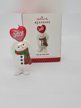 New 2013 Hallmark snowman Ornament JOY IN THE AIR ! LIMITED CHRISTMAS heartJOY